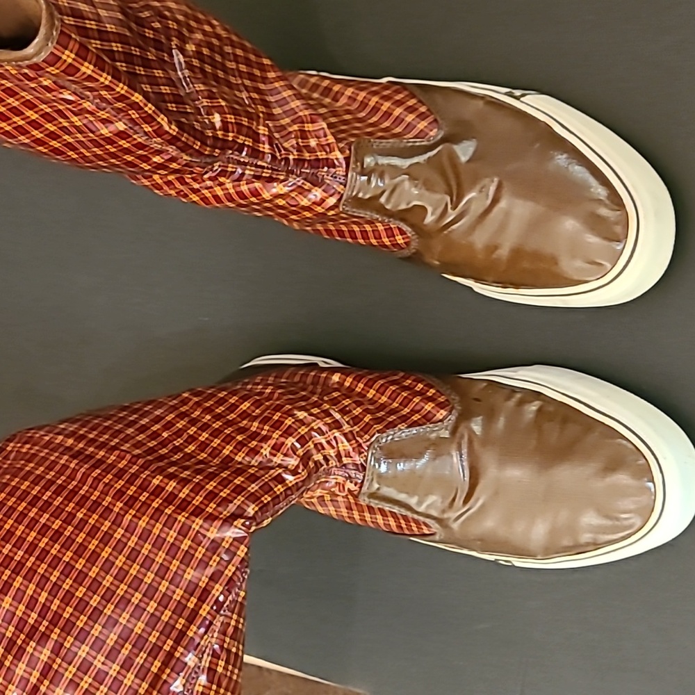 Levis Vintage Sneaker Rain Boots.